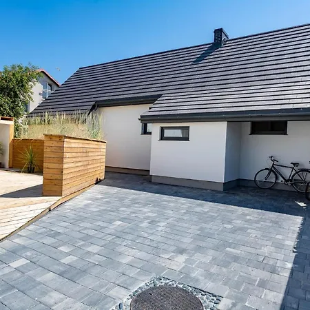 Dom Belona Z Prywatnym Podgrzewanym Basen I Jacuzzi Puck